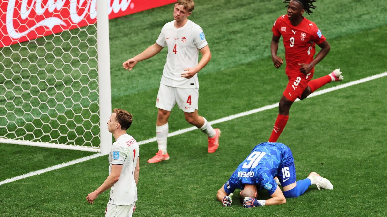 Suisse 2-1 Canada : Les Helvètes s'imposent dans un duel rythmé