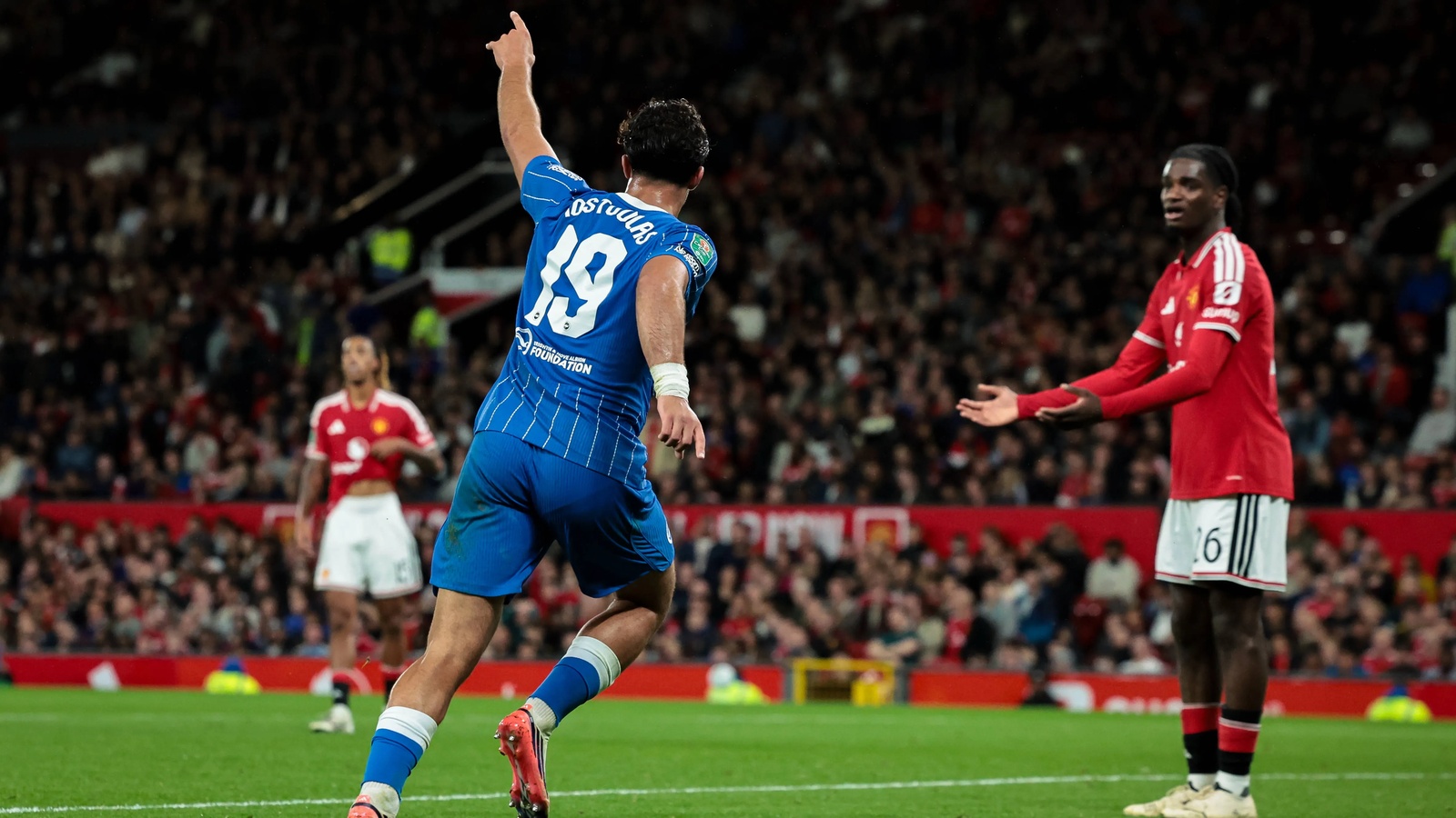 Manchester United 2-3 Brighton : United éliminé de la Carabao Cup