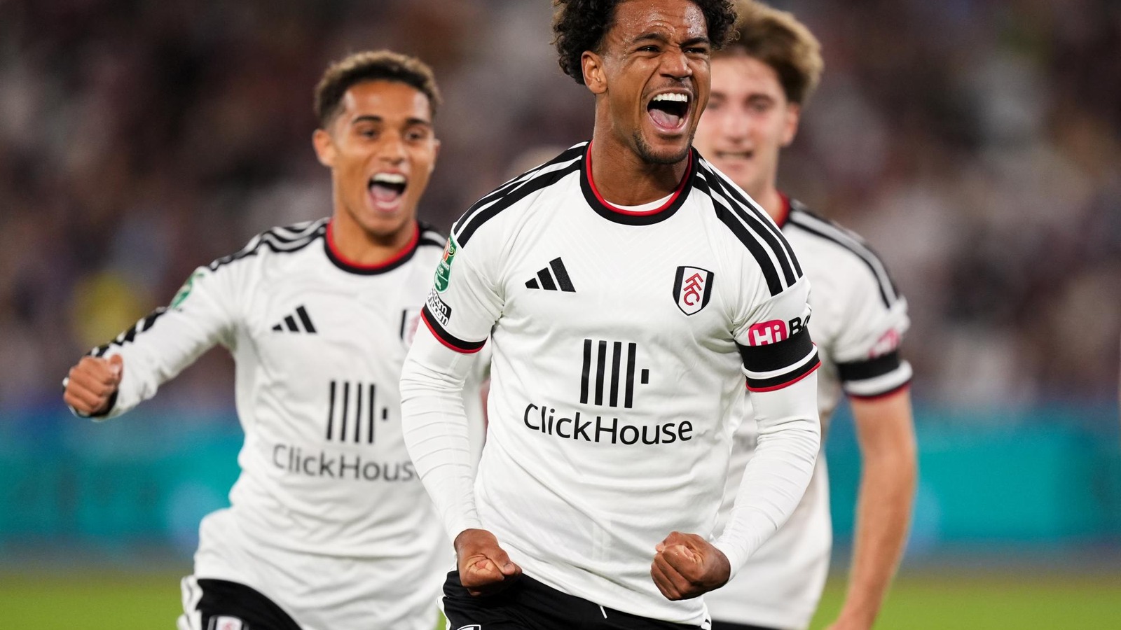 West Ham 2-3 Fulham et Alavés 0-1 Valence : Bobb et Rioja décisifs