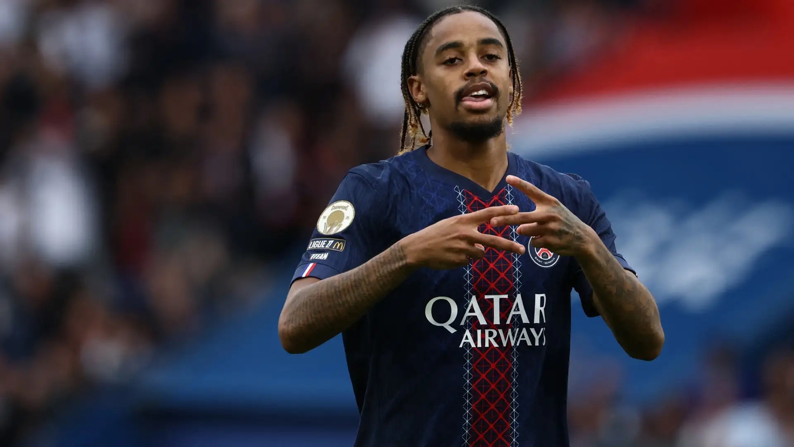 Bradley Barcola : le nouvel ailier de Liverpool avec les Bleus en Turquie
