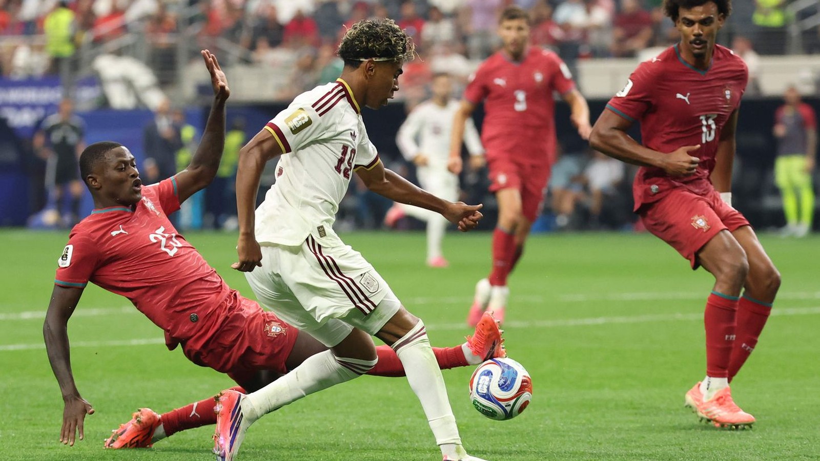 Coupe du Monde : L'Espagne s'adjuge le choc ibérique face au Portugal
