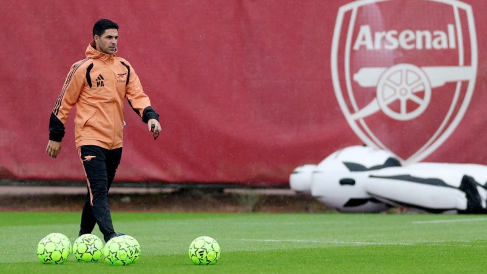 Football de possession : pourquoi la sentinelle est devenue centrale